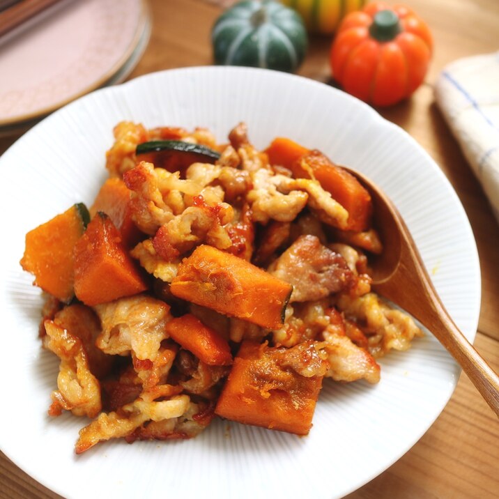 甘じょっぱいがくせになる!かぼちゃと豚肉の甘辛炒め